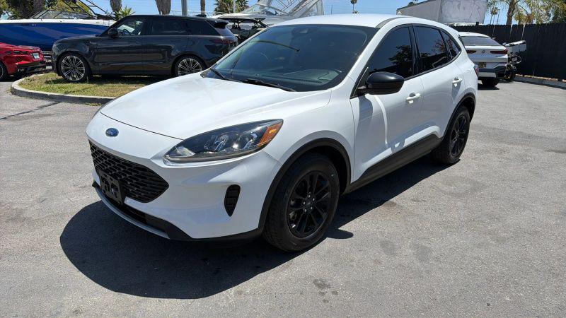 2020 Ford Escape SE Sport Hybrid