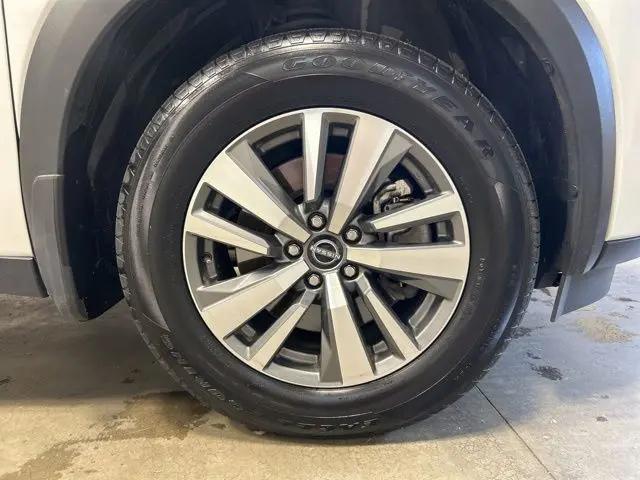 2025 Nissan Pathfinder SL 4WD
