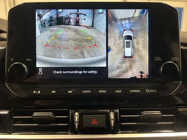 2025 Nissan Pathfinder SL 4WD