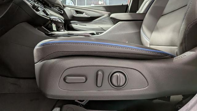 2026 Buick NV Sport Touring FWD