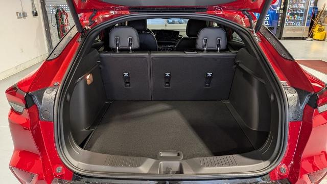 2026 Buick NV Sport Touring FWD