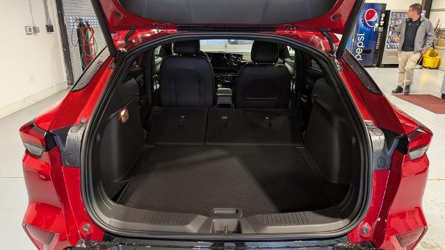 2026 Buick NV Sport Touring FWD
