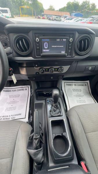 2019 Toyota Tacoma SR