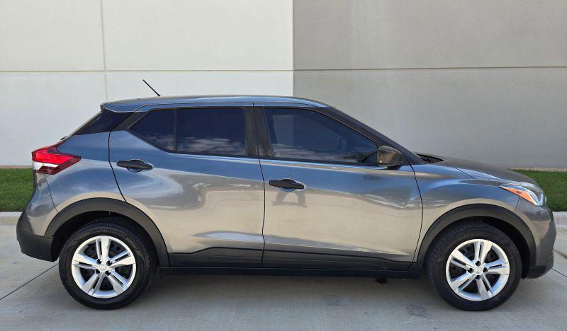 2020 Nissan Kicks S Xtronic CVT