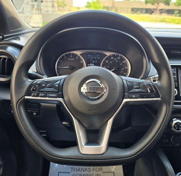 2020 Nissan Kicks S Xtronic CVT