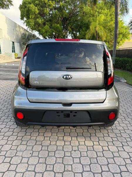 2018 Kia Soul Base