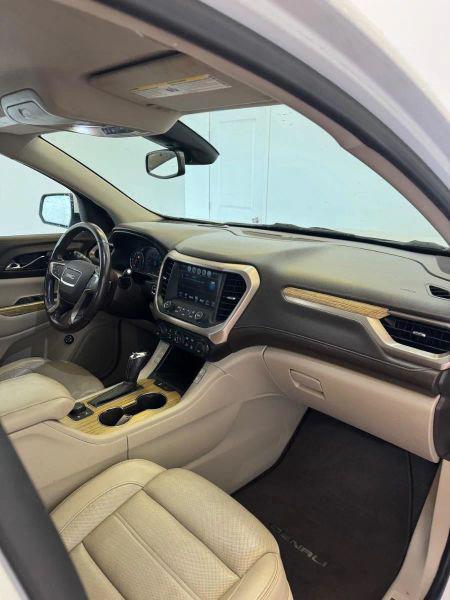 2019 GMC Acadia Denali