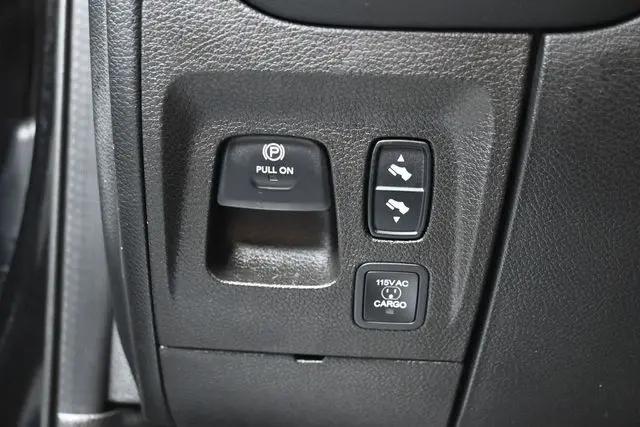 2019 Ram 1500 Longhorn Crew Cab 4x4 5'7" Box