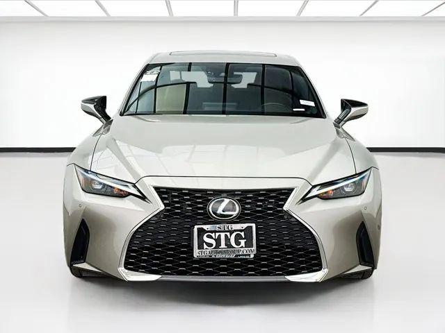 2023 Lexus IS 300 300