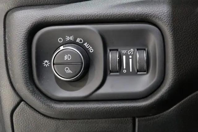 2023 Ram 1500 Laramie Crew Cab 4x4 5'7" Box