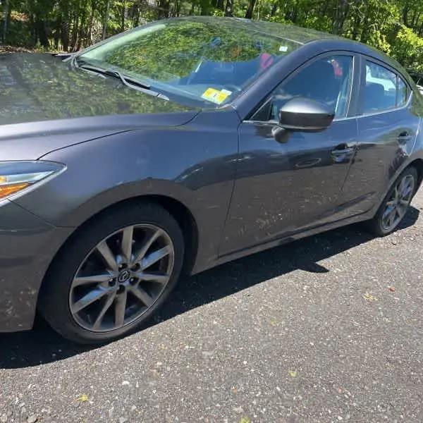 2018 Mazda Mazda3 Touring