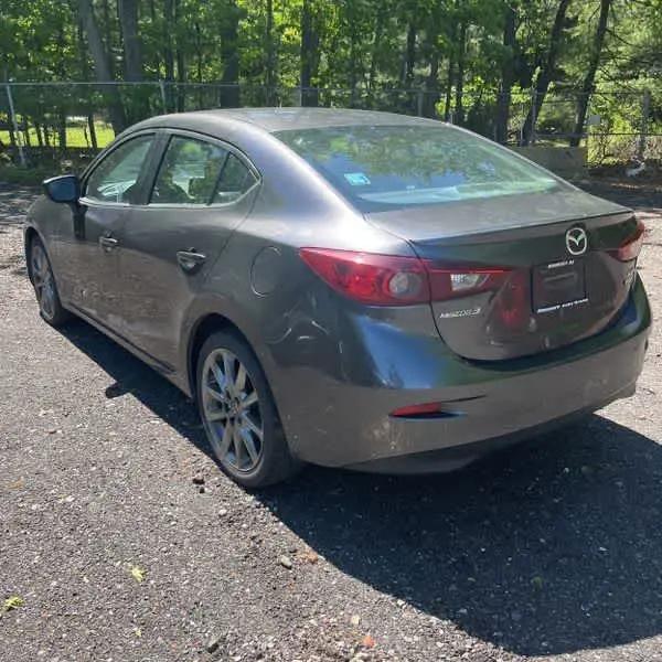 2018 Mazda Mazda3 Touring