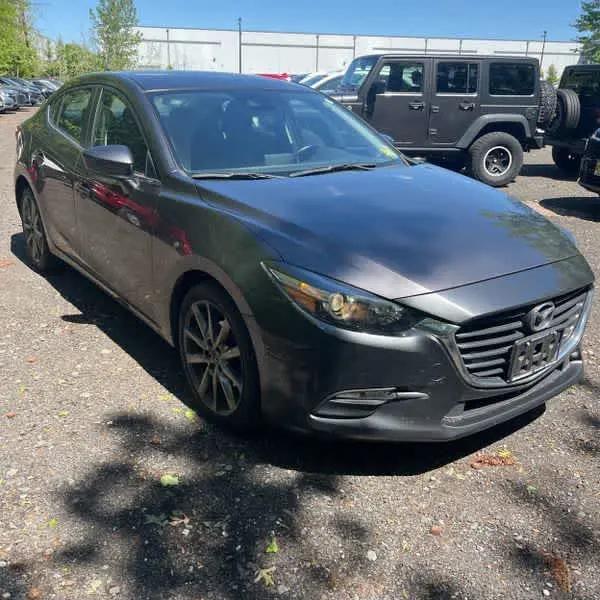 2018 Mazda Mazda3 Touring