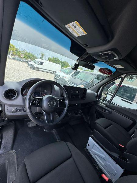 2021 Mercedes-Benz Sprinter 2500 High Roof V6