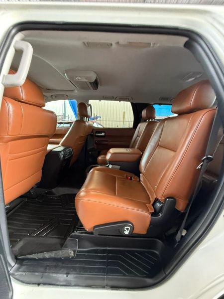 2011 Toyota Sequoia Platinum 5.7L V8