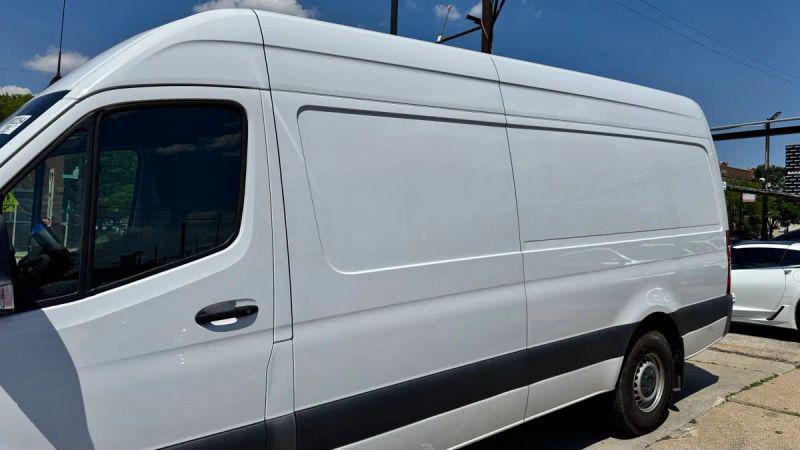 2022 Mercedes-Benz Sprinter 2500 High Roof V6