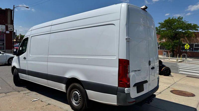 2022 Mercedes-Benz Sprinter 2500 High Roof V6