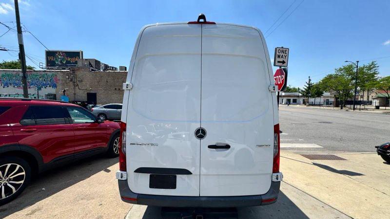 2022 Mercedes-Benz Sprinter 2500 High Roof V6