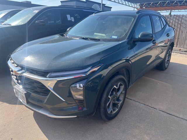 2025 Chevrolet Trax FWD LT