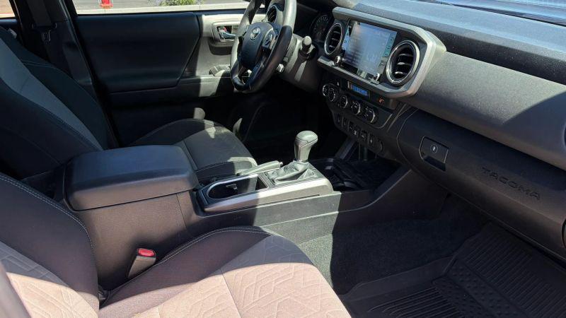 2022 Toyota Tacoma TRD Sport