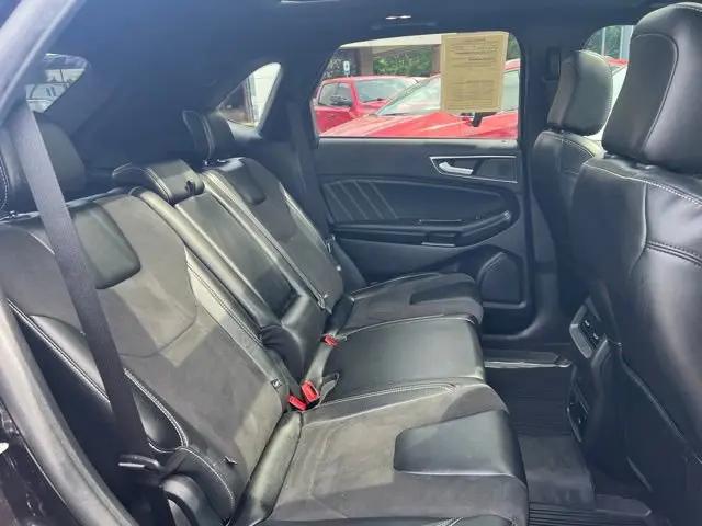 2020 Ford Edge ST