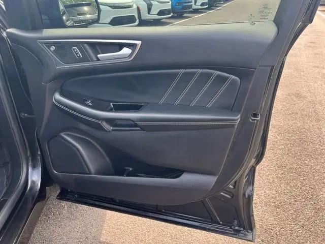 2020 Ford Edge ST