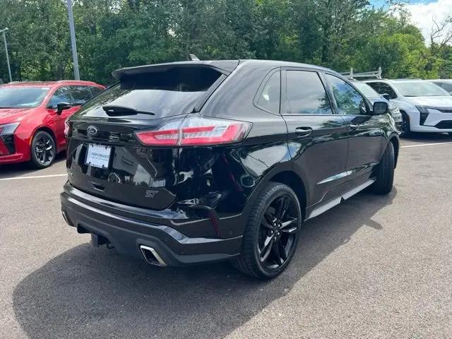 2020 Ford Edge ST