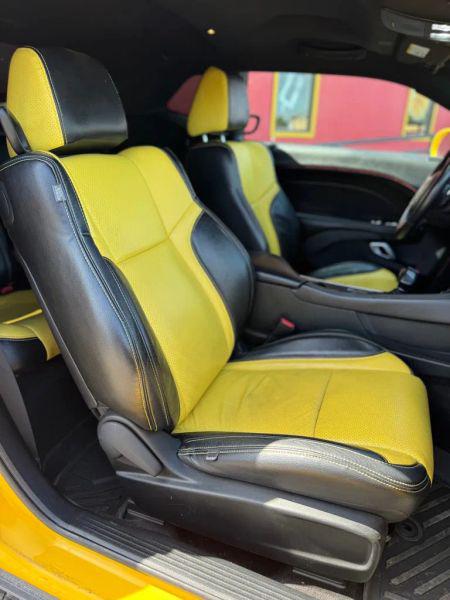 2018 Dodge Challenger R/T Plus Shaker