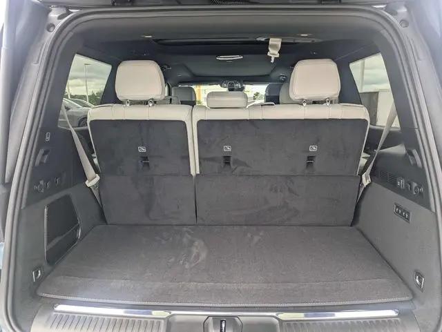 2026 Jeep Grand Wagoneer Summit Obsidian 4x4