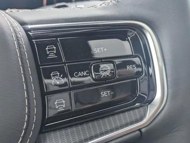 2026 Jeep Grand Wagoneer Summit Obsidian 4x4