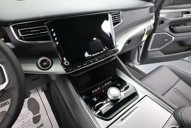 2026 Jeep Grand Wagoneer Limited Reserve 4x4