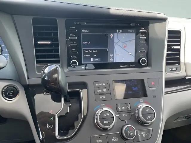 2018 Toyota Sienna XLE 7 Passenger