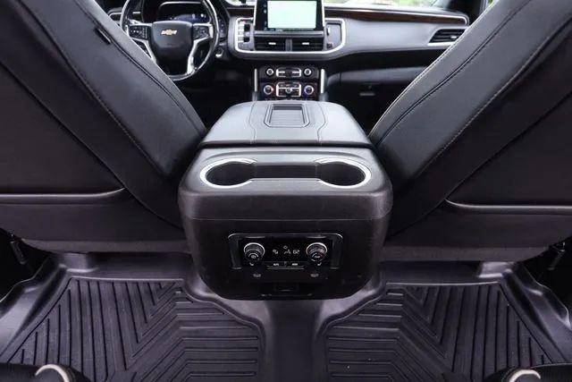 2023 Chevrolet Suburban 4WD Premier