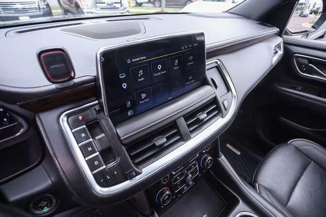 2023 Chevrolet Suburban 4WD Premier