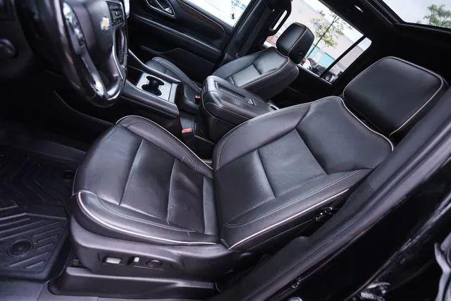 2023 Chevrolet Suburban 4WD Premier