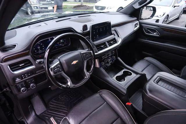 2023 Chevrolet Suburban 4WD Premier