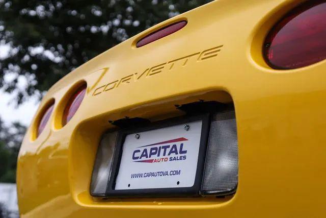 2003 Chevrolet Corvette Base