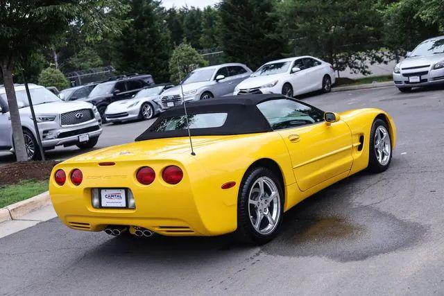 2003 Chevrolet Corvette Base