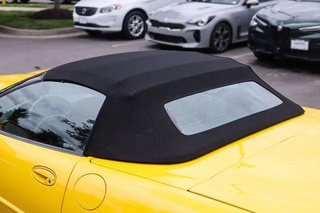 2003 Chevrolet Corvette Base