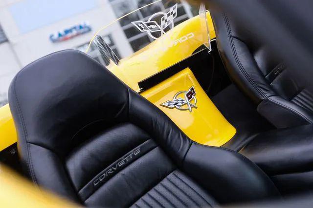 2003 Chevrolet Corvette Base