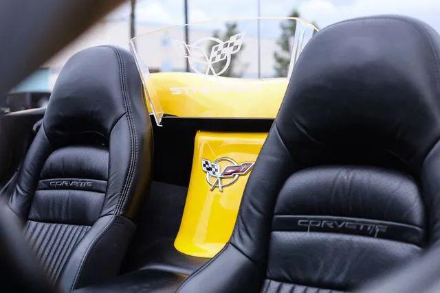 2003 Chevrolet Corvette Base