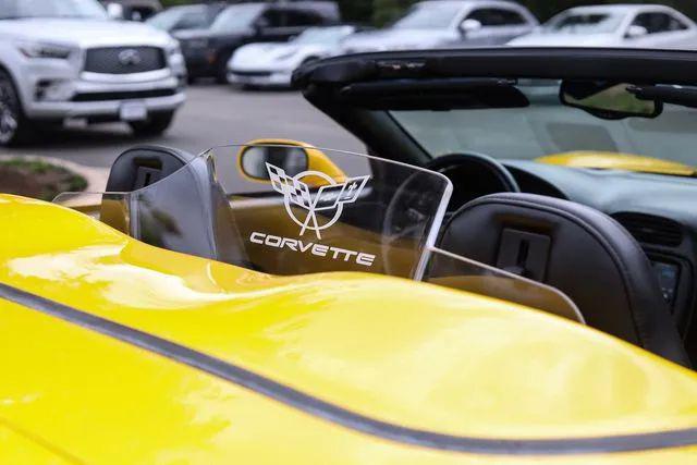 2003 Chevrolet Corvette Base