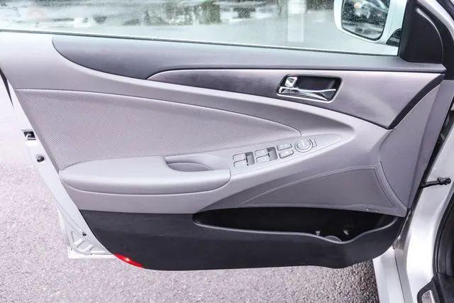 2013 Hyundai Sonata Hybrid Limited
