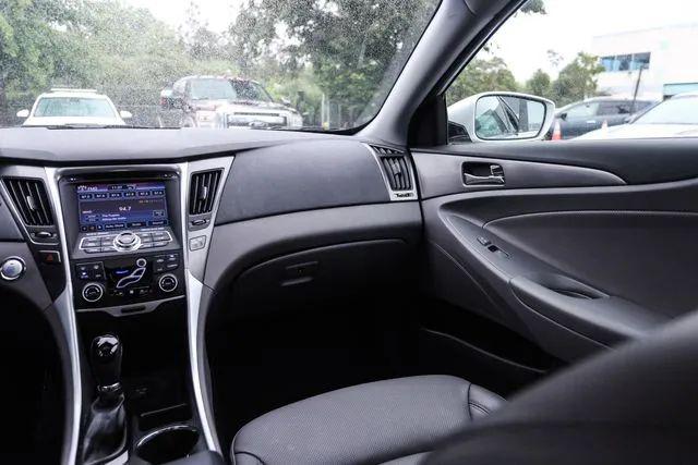 2013 Hyundai Sonata Hybrid Limited