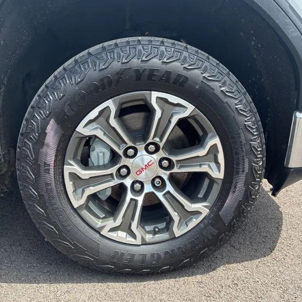 2020 GMC Sierra 1500 4WD Crew Cab Standard Box SLE