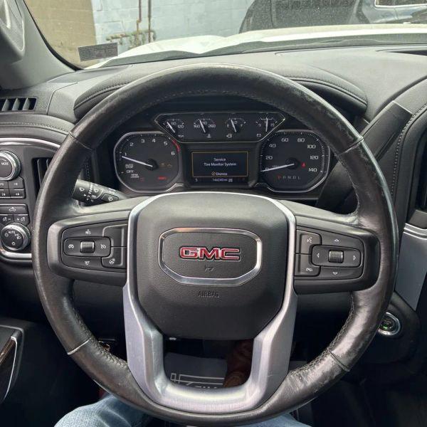 2020 GMC Sierra 1500 4WD Crew Cab Standard Box SLE