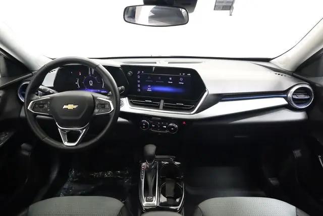 2025 Chevrolet Trax FWD LT