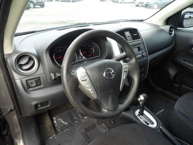 2015 Nissan Versa 1.6 SV