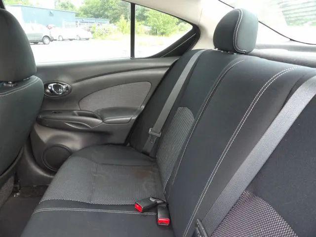 2015 Nissan Versa 1.6 SV