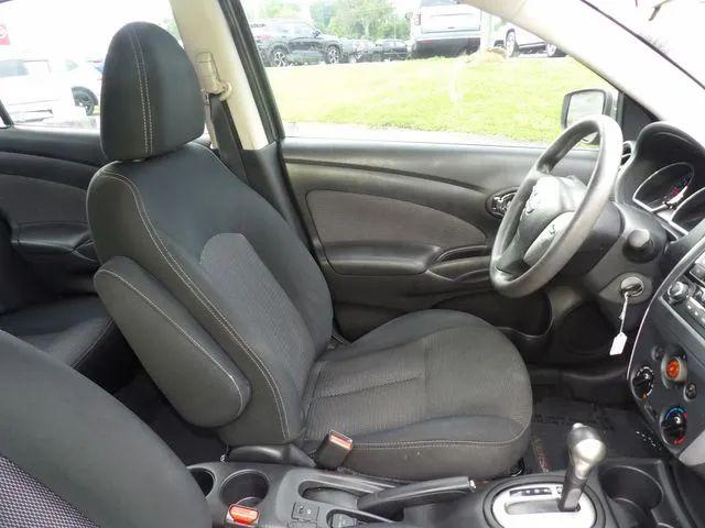 2015 Nissan Versa 1.6 SV
